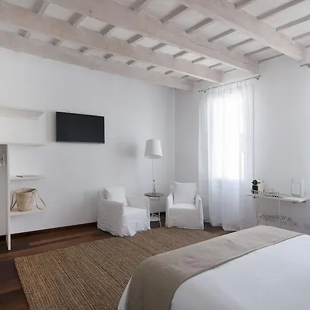 Ca S'arader Turismo De Interior Отель 4*